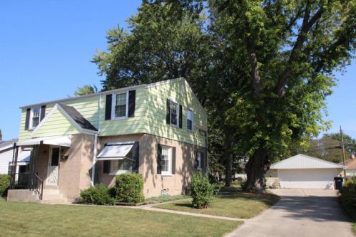3360 65th St, Milwaukee, WI 53219-4207