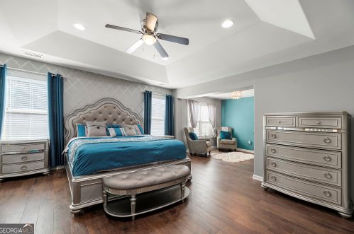 3940 Kingfisher Dr, Atlanta GA exterior