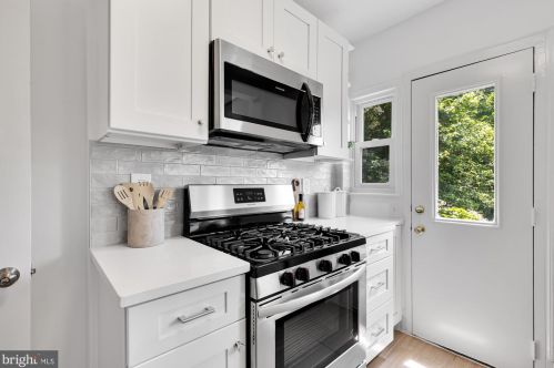 2209 Douglas St, Washington DC 20018-2130 exterior