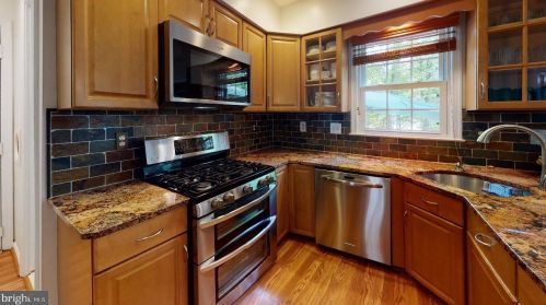 2613 Beechmont Ln, Silver Spring, MD 20906-5367