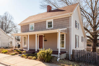 925 Washington St, Durham, NC 27701-1827