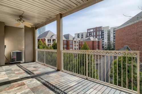 50 Biscayne Dr, Atlanta GA  30309-1078 exterior