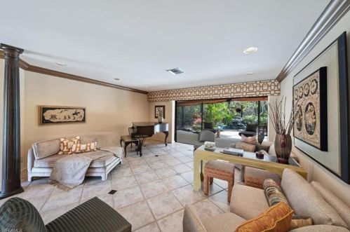 1947 Empress Ct, Naples FL 34110-8141 exterior