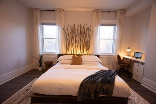 5532 Forbes Ave, Pittsburgh PA  15217-1126 exterior