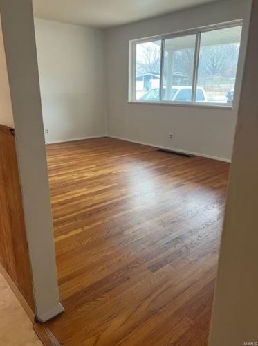 10288 Dacey Dr, Saint Louis MO 63136-3313 exterior