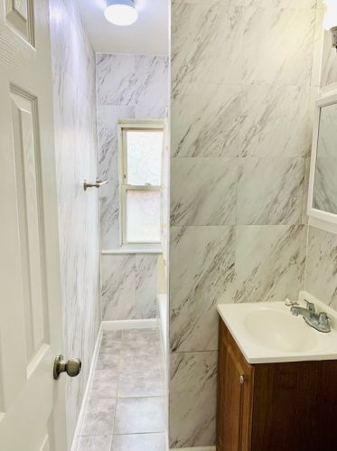 43 Montmorenci St, Springfield MA  01107-1727 exterior