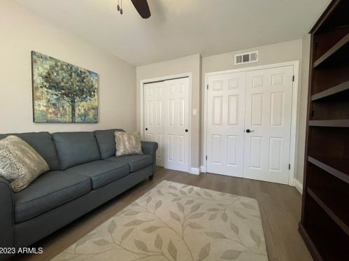 11436 27th St, Phoenix AZ 85028-1802 exterior