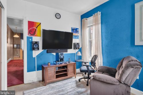 1920 16 St, Philadelphia PA 19145-3010 exterior