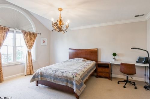 83 Winged Foot Dr, Livingston NJ 07039-8231 exterior