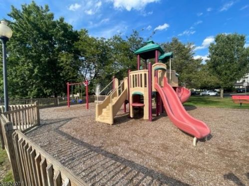 1908 Bayley Ct, Bridgewater NJ  08807-3544 exterior