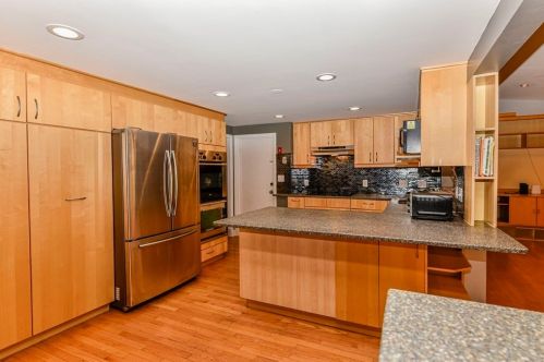 230 Austin St, Newton MA 02465-2501 exterior