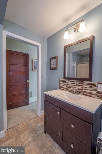 369 Spruce St, Pottstown PA 19464-5339 exterior