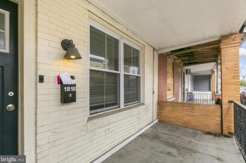 1818 23rd St, Philadelphia, PA 19145-1838