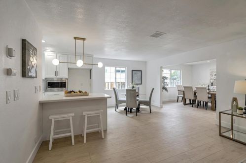 501 Crosslees Dr, San Jose CA  95111-1828 exterior