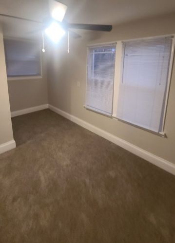 2 137 Pl, Chicago IL 60827-2909 exterior