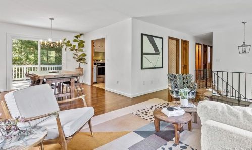 1 Hidden Lk Ct, Ridgefield CT 06877-2310 exterior