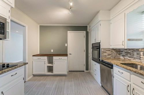 11021 Cactus Ln, Dallas TX 75238-3701 exterior