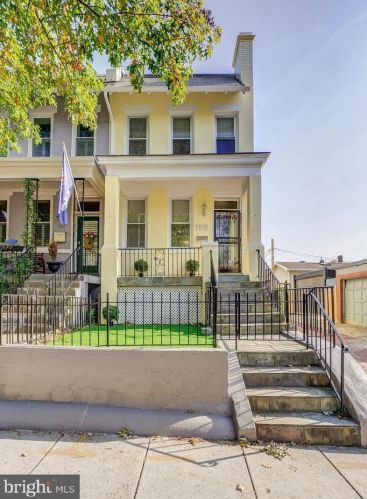 1115 8th St, Washington, DC 20002-3622