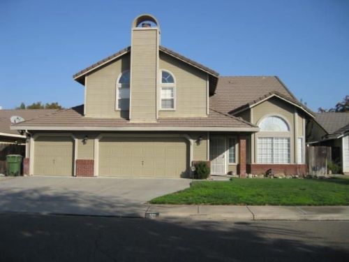 327 Castile Ln, Turlock, CA 95382-0347
