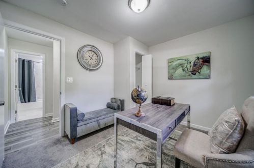 856 Harwell Rd, Atlanta GA  30318-5828 exterior