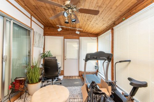 6936 89th St, Milwaukee WI  53224-4702 exterior