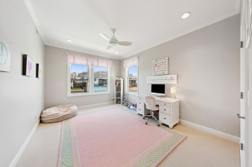 3524 Oakley Ave, Chicago IL 60609-1062 exterior