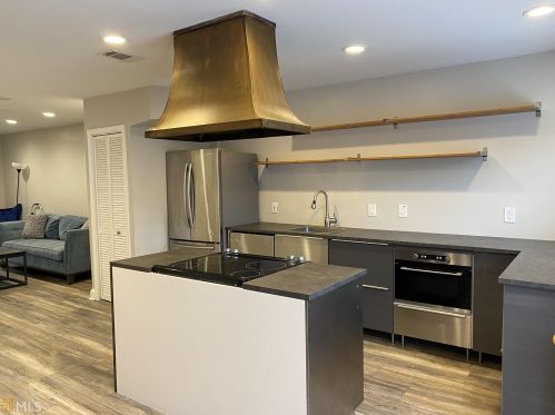 3125 Colonial Dr, Atlanta GA 30341-0048 exterior