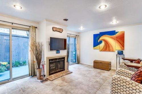 3627 Dickason Ave, Dallas, TX 75219-4912