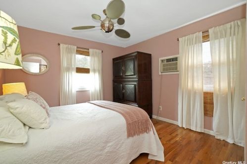 140 Cornell Dr, Commack NY 11725-2504 exterior