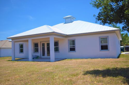 2258 Seamist St, Fort Pierce FL 34952-6850 exterior