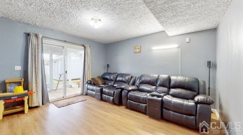 50 Summer St, Edison NJ 08820-2436 exterior