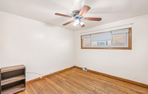 5431 Newcastle Ave, Chicago IL 60638-2303 exterior