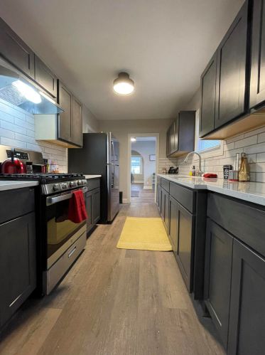 860 Mangin Ave, Meskegon MI  49442-5117 exterior