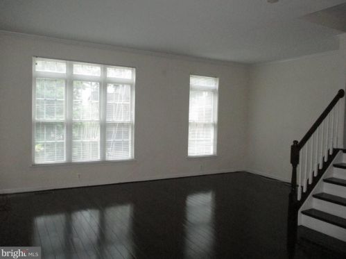 3824 Elbert Ave, Alexandria VA  22305-2042 exterior