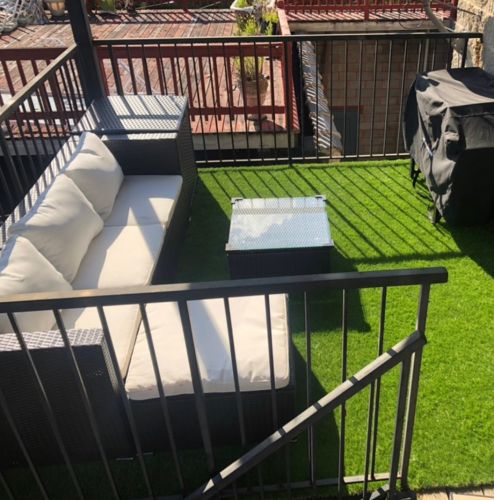 1755 Roscoe St, Chicago IL 60657-1015 exterior