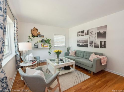 405 Tacoma St, Clawson MI  48017-1916 exterior