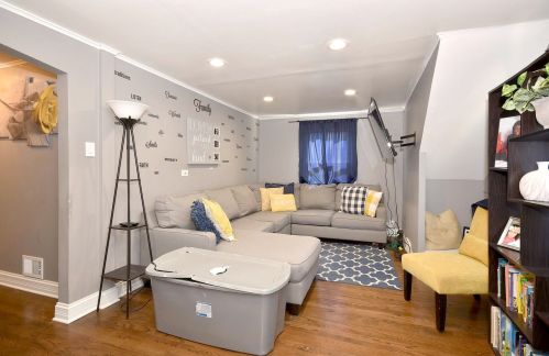 5153 Long Ave, Chicago IL 60644-1951 exterior