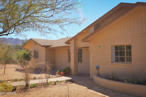 10006 37th St, Phoenix AZ  85028-4004 exterior