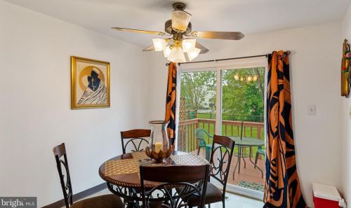 64 Liborio Ln, New Castle DE 19720-4651 exterior