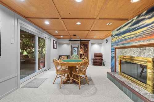 1134 Arrowood Dr, Pittsburgh PA 15243-1802 exterior