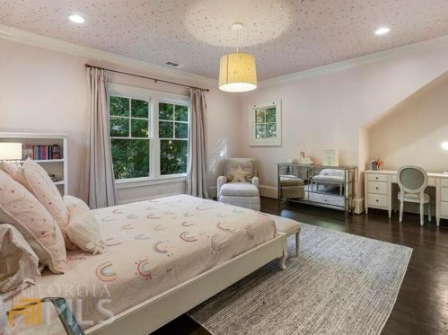 847 Kings Ct, Atlanta GA 30306-3431 exterior