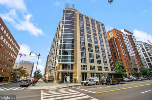 1025 1st St, Washington DC  20001-2283 exterior