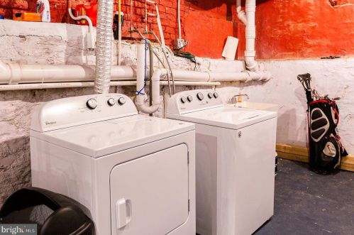 441 Nevin St, Lancaster PA  17603-3360 exterior