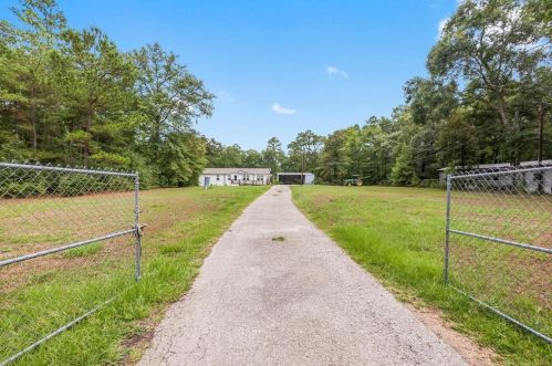 44 Ridge View Ln, Huntsville TX 77340-2558 exterior