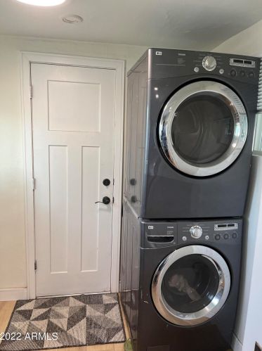 2317 Brill St, Phoenix AZ 85009-3123 exterior