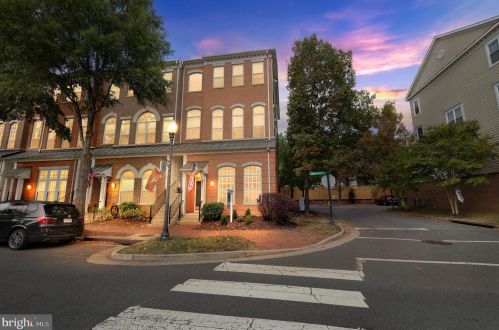 435 Cameron Station Blvd, Alexandria VA  22304-8682 exterior