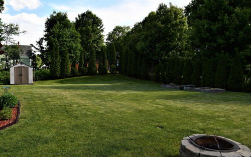 2 Penacook St, Concord NH 03301-3105 exterior