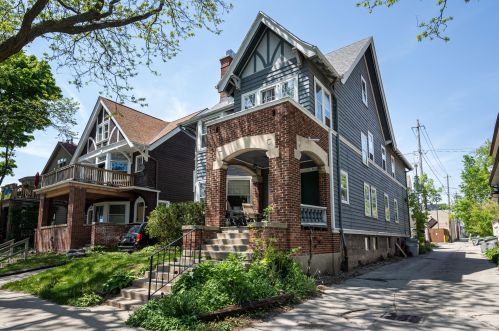 1812 Newberry Blvd, Milwaukee WI  53211-3561 exterior