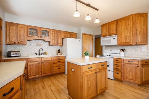 2874 99, Milwaukee WI 53222-3416 exterior