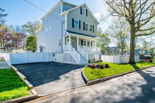 421 River Rd, Rahway, NJ 07065-4203